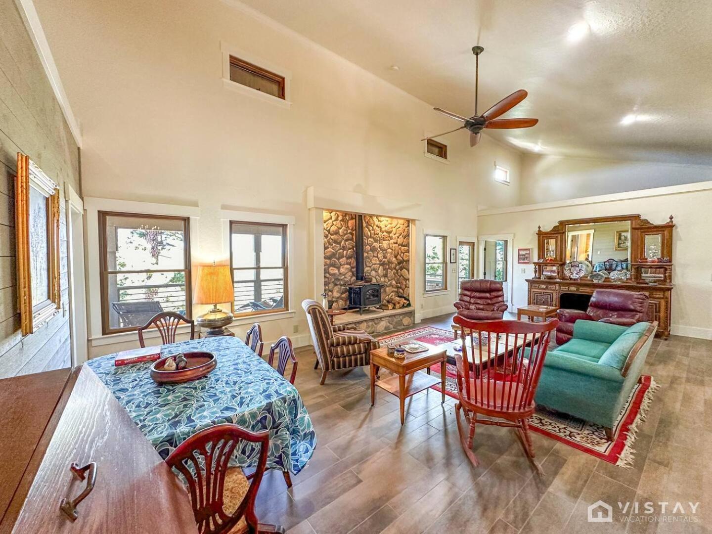 فيلا Summit Pines Hideaway - Amazing Mountain Views! Duck Creek Village المظهر الخارجي الصورة